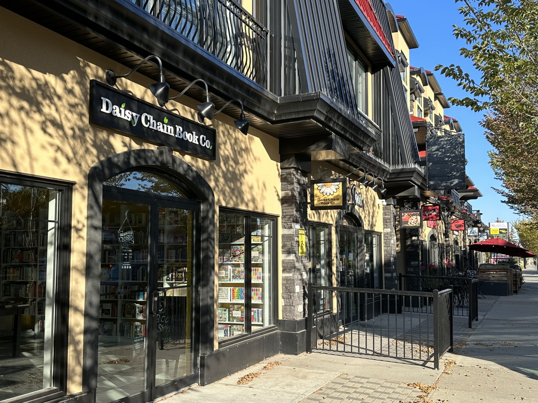 Daisy Chain Book Co.